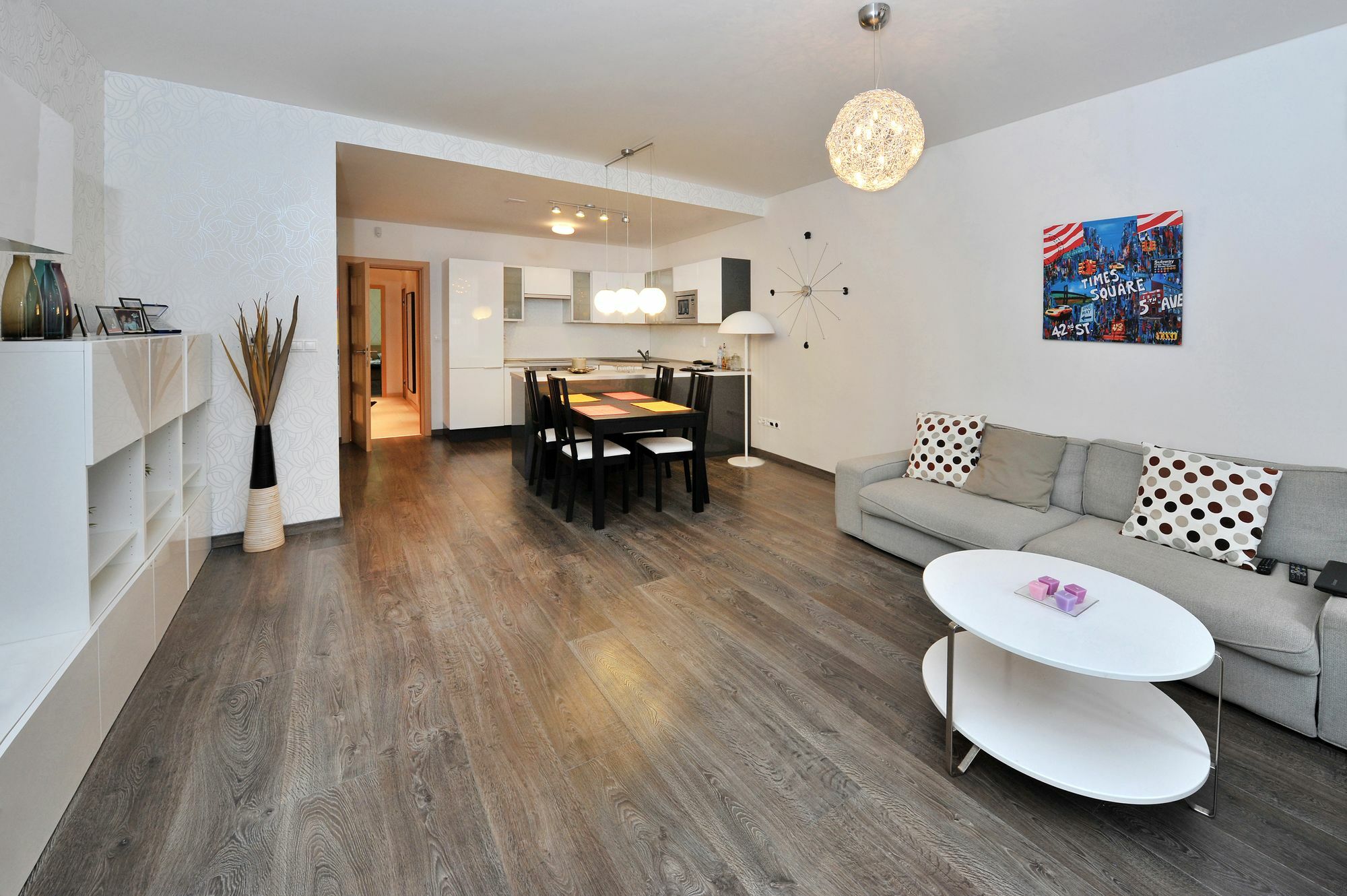 Aplend City Laurinska 11 Bratislava Buitenkant foto